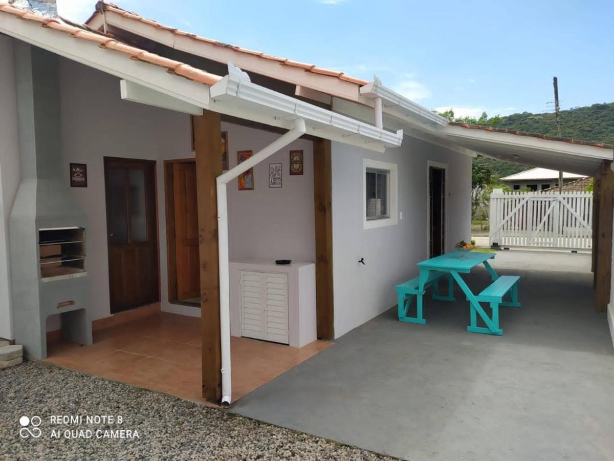 Casa de praia do Zé Palhoça Exterior foto